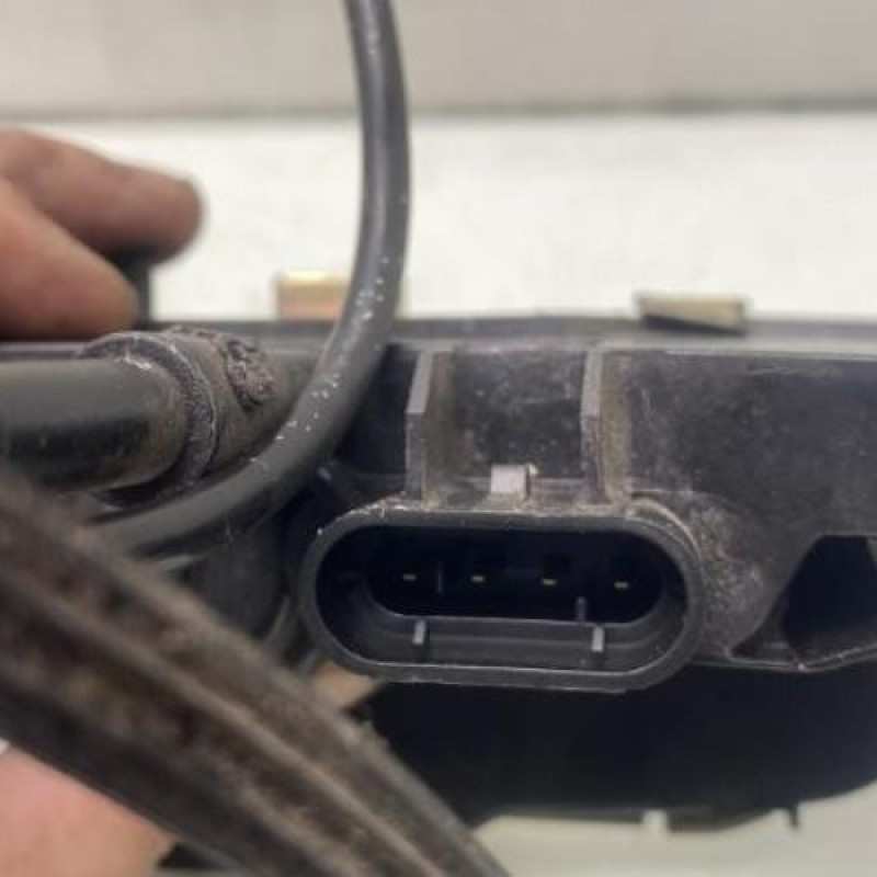 Serrure arriere gauche RENAULT SCENIC 2 Photo n°6