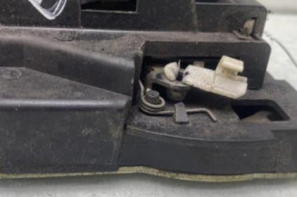Serrure avant droit RENAULT CLIO 2