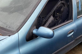 Serrure avant droit RENAULT CLIO 2