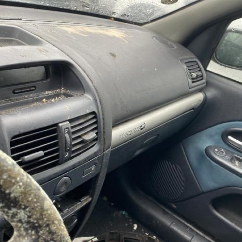 Serrure avant droit RENAULT CLIO 2 Photo n°18