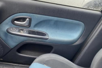 Serrure avant droit RENAULT CLIO 2