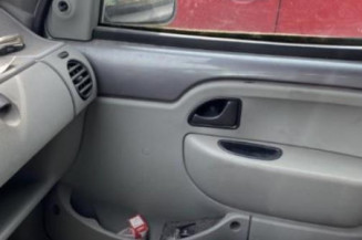 Serrure avant droit RENAULT KANGOO 1