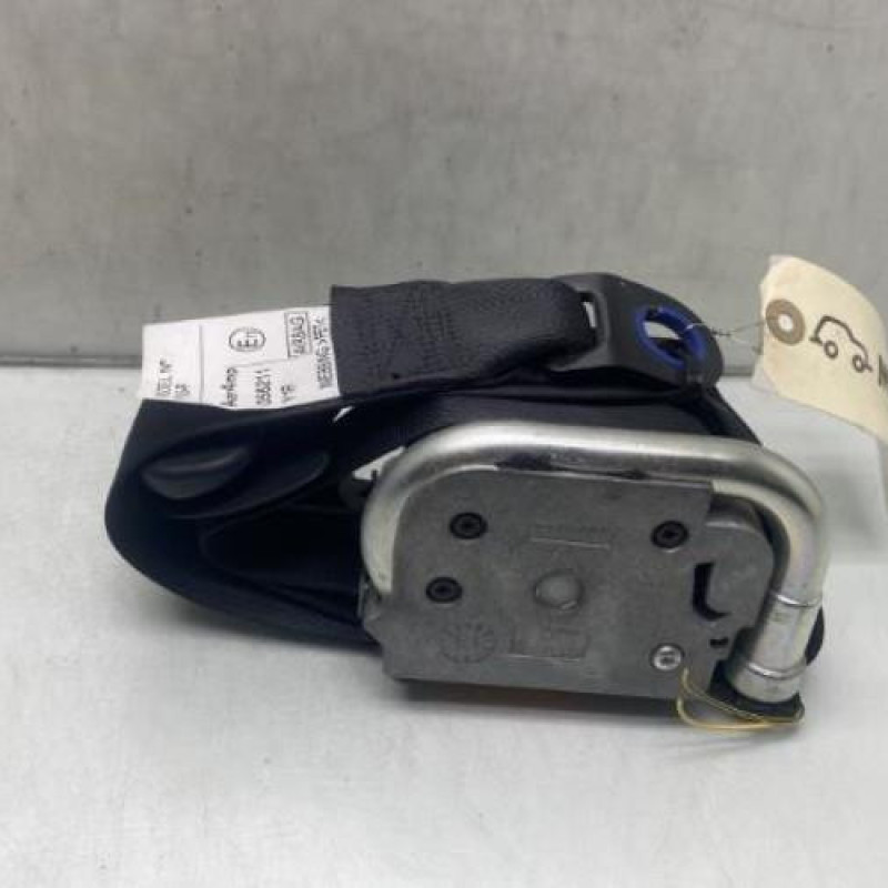 Pretensionneur de ceinture avant droit TOYOTA YARIS 3 Photo n°3