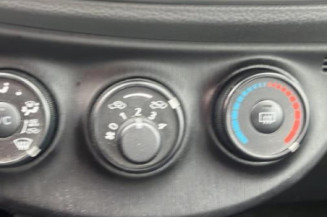 Pretensionneur de ceinture avant droit TOYOTA YARIS 3