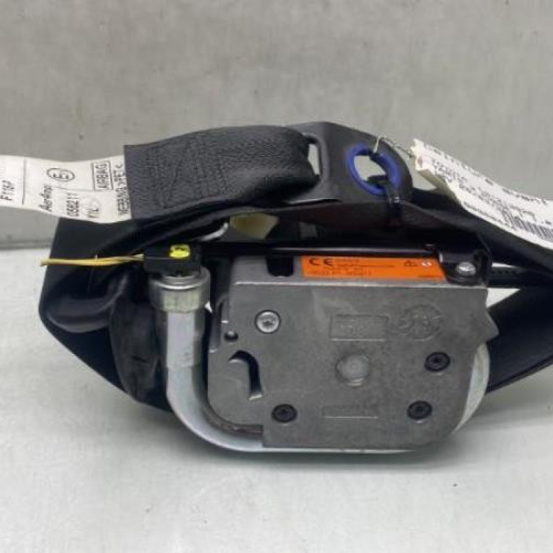 Pretensionneur de ceinture avant gauche TOYOTA YARIS 3 Photo n°3