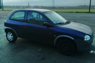 Pretensionneur de ceinture avant gauche OPEL CORSA B