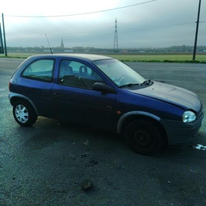 Pretensionneur de ceinture avant gauche OPEL CORSA B Photo n°9