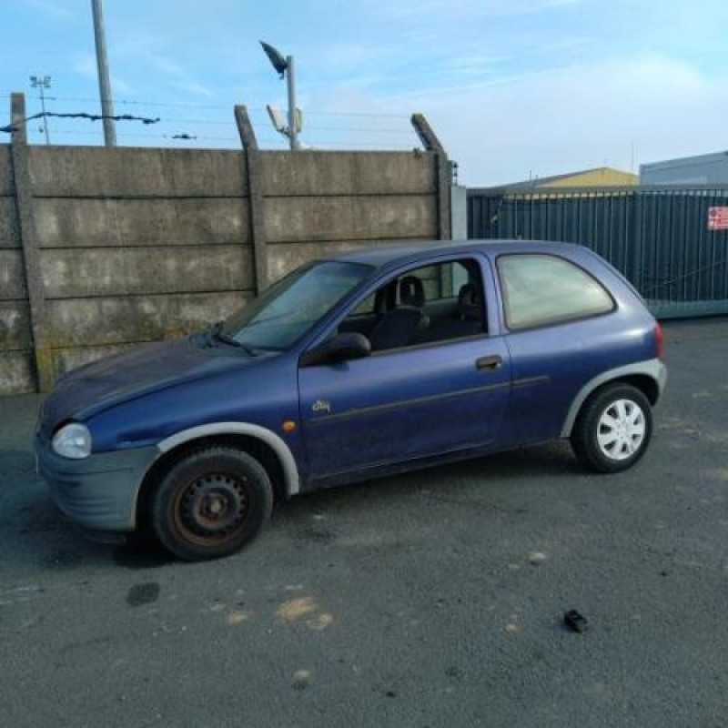 Pretensionneur de ceinture avant gauche OPEL CORSA B Photo n°10