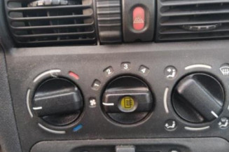 Pretensionneur de ceinture avant gauche OPEL CORSA B