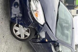 Serrure avant droit DACIA SANDERO 1