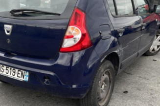 Serrure avant droit DACIA SANDERO 1
