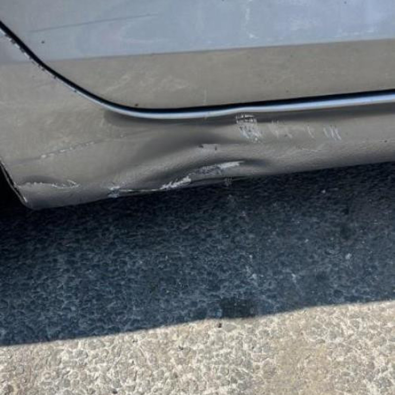 Pretensionneur de ceinture avant gauche SUZUKI SWIFT 4 Photo n°10