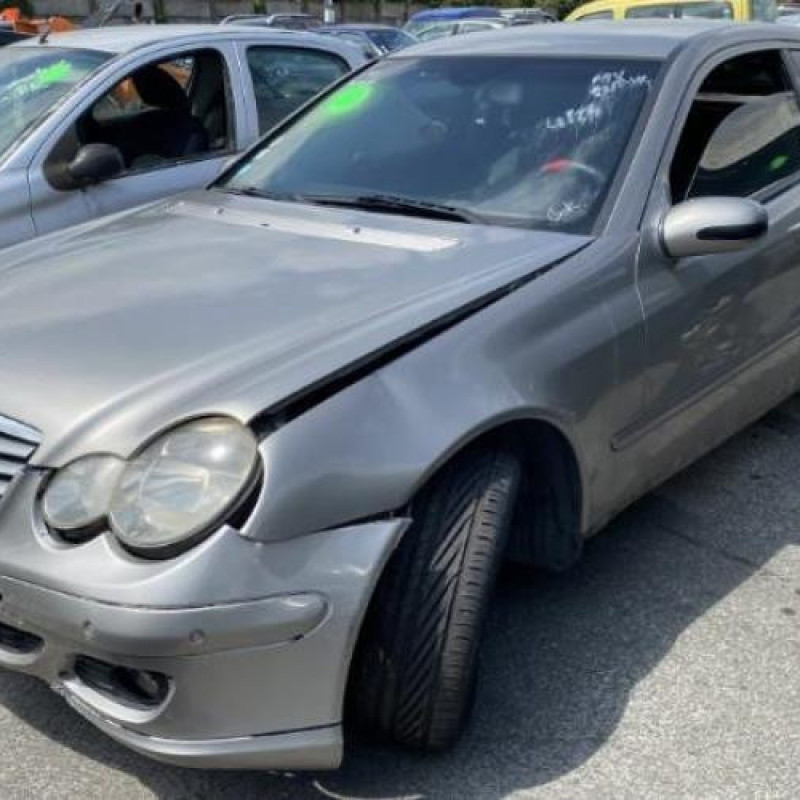 Serrure avant droit MERCEDES CLASSE C 203 COUPE SPORT Photo n°6