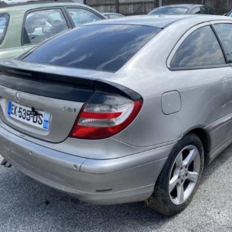 Serrure avant droit MERCEDES CLASSE C 203 COUPE SPORT Photo n°8