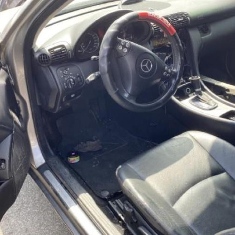 Serrure avant droit MERCEDES CLASSE C 203 COUPE SPORT Photo n°14