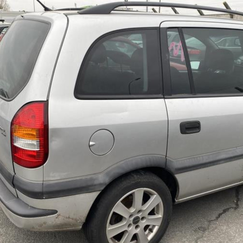 Feu arriere principal droit (feux) OPEL ZAFIRA A Photo n°14