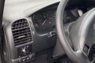 Feu arriere principal droit (feux) OPEL ZAFIRA A