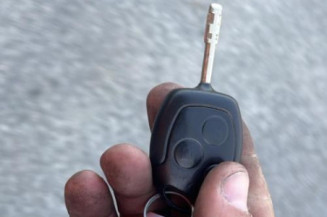 Serrure avant gauche FORD FIESTA 5