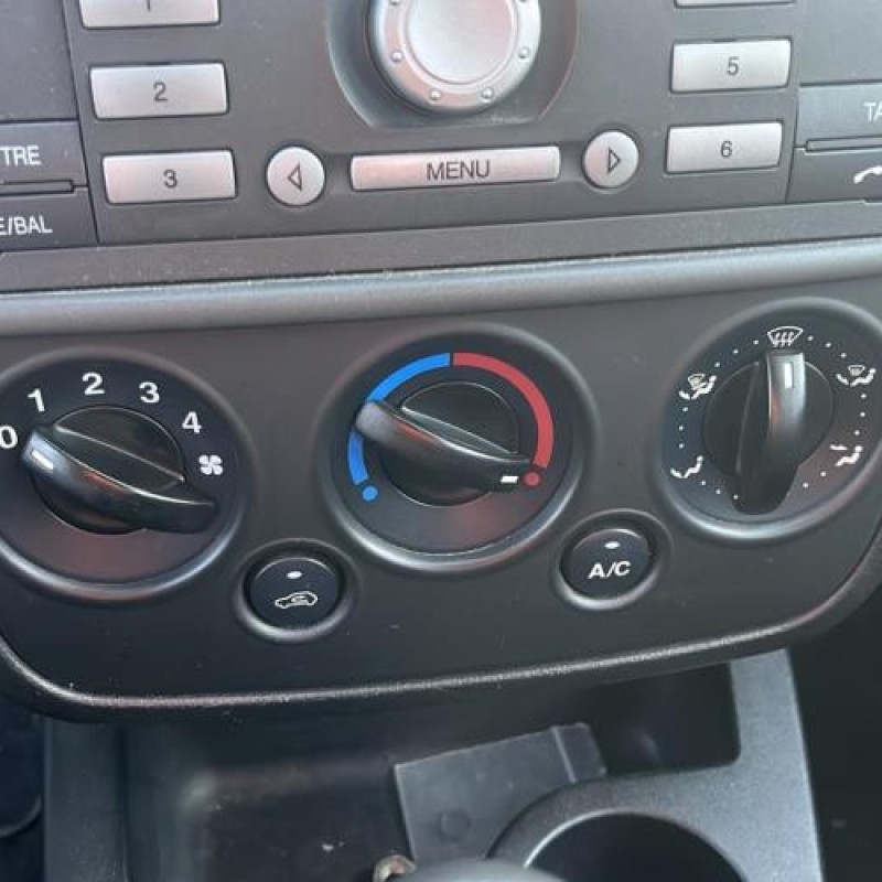 Serrure avant gauche FORD FIESTA 5 Photo n°20