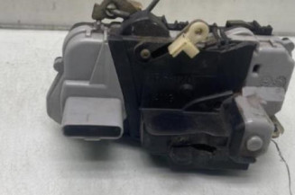 Serrure avant gauche PEUGEOT 307