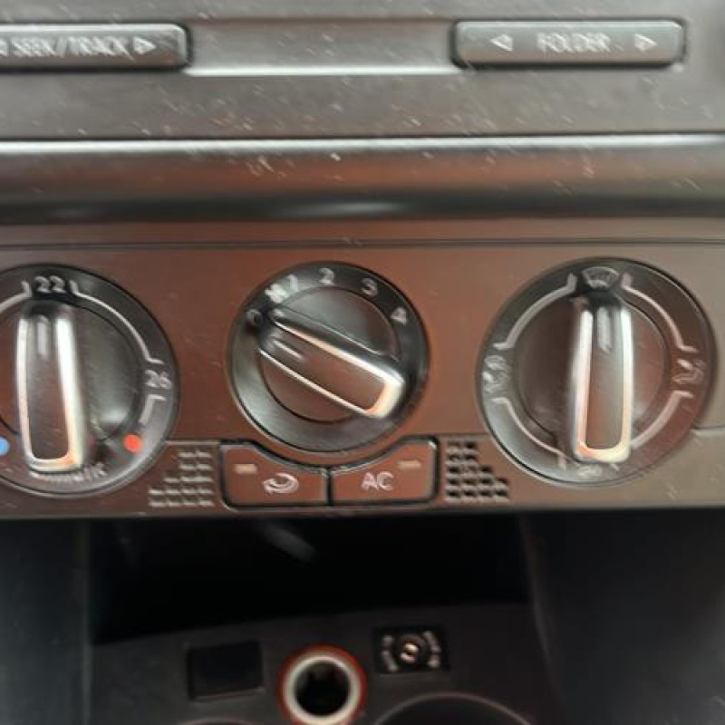 Air bag conducteur VOLKSWAGEN POLO 5 Photo n°11