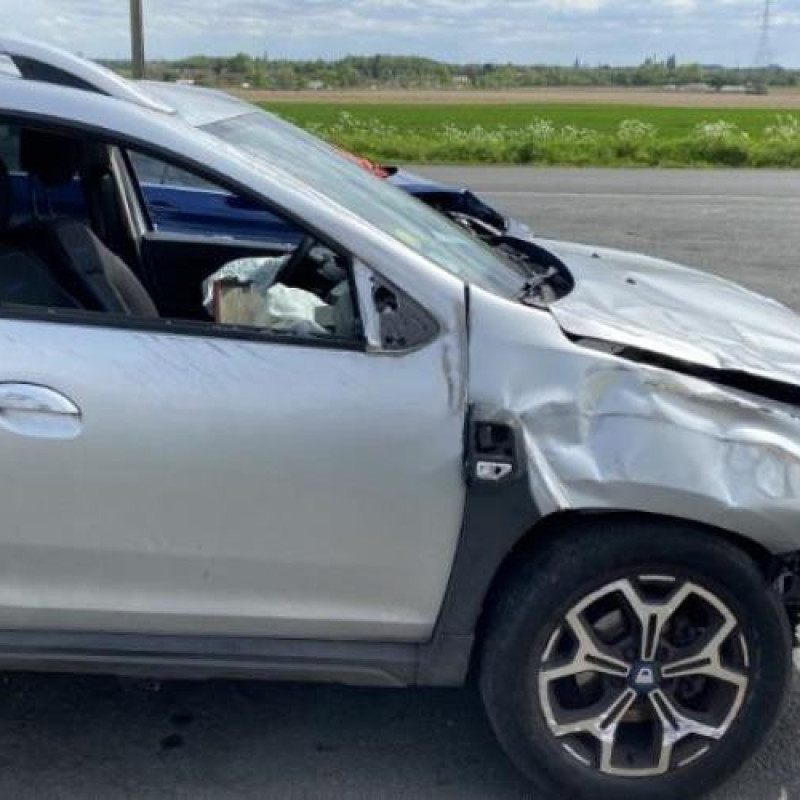 Bouton de warning DACIA DUSTER 2 Photo n°10