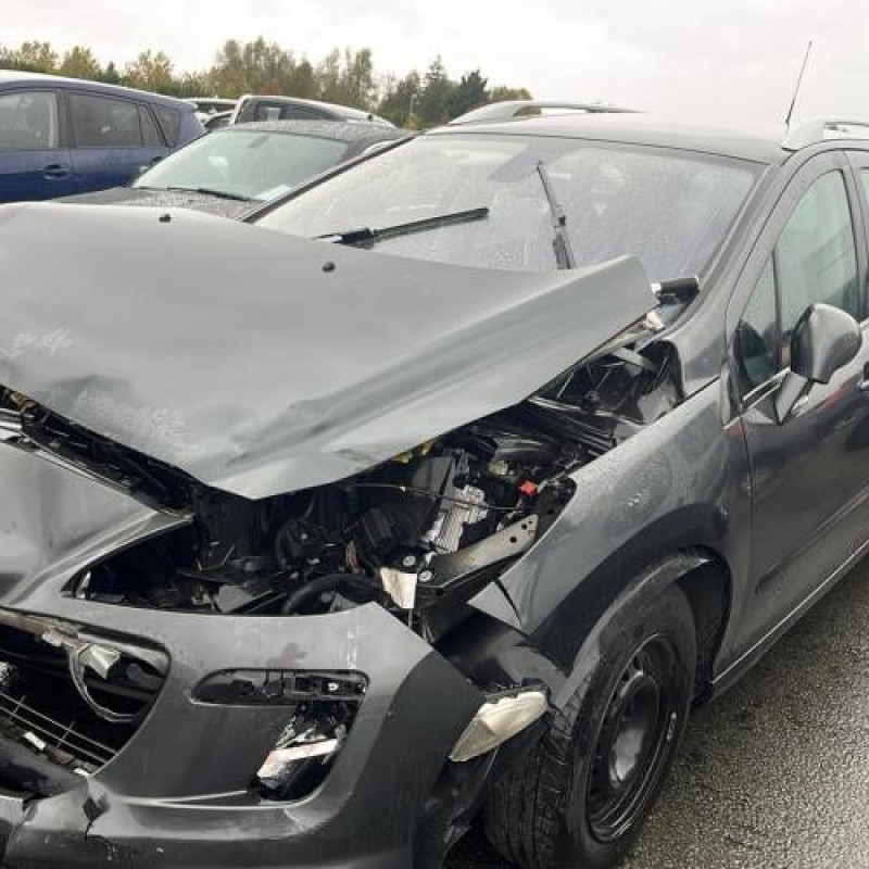 Bouton de warning PEUGEOT 308 1 SW Photo n°7