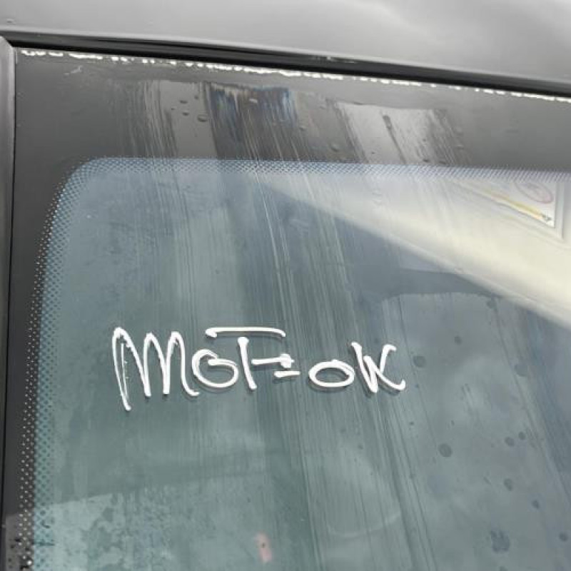 Bouton de warning PEUGEOT 308 1 SW Photo n°17
