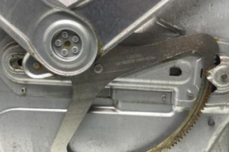 Leve vitre electrique avant droit FORD FOCUS 2