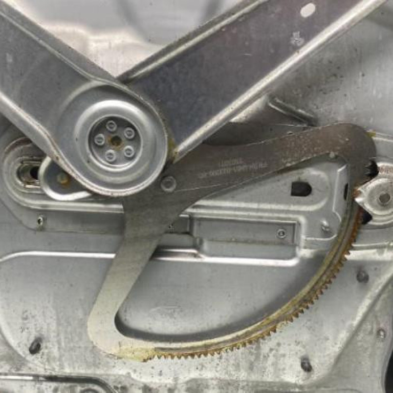 Leve vitre electrique avant droit FORD FOCUS 2 Photo n°6
