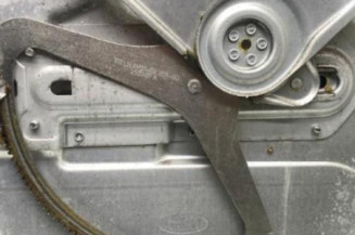 Leve vitre electrique avant gauche FORD FOCUS 2