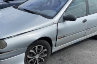 Feu arriere principal droit (feux) RENAULT LAGUNA 1