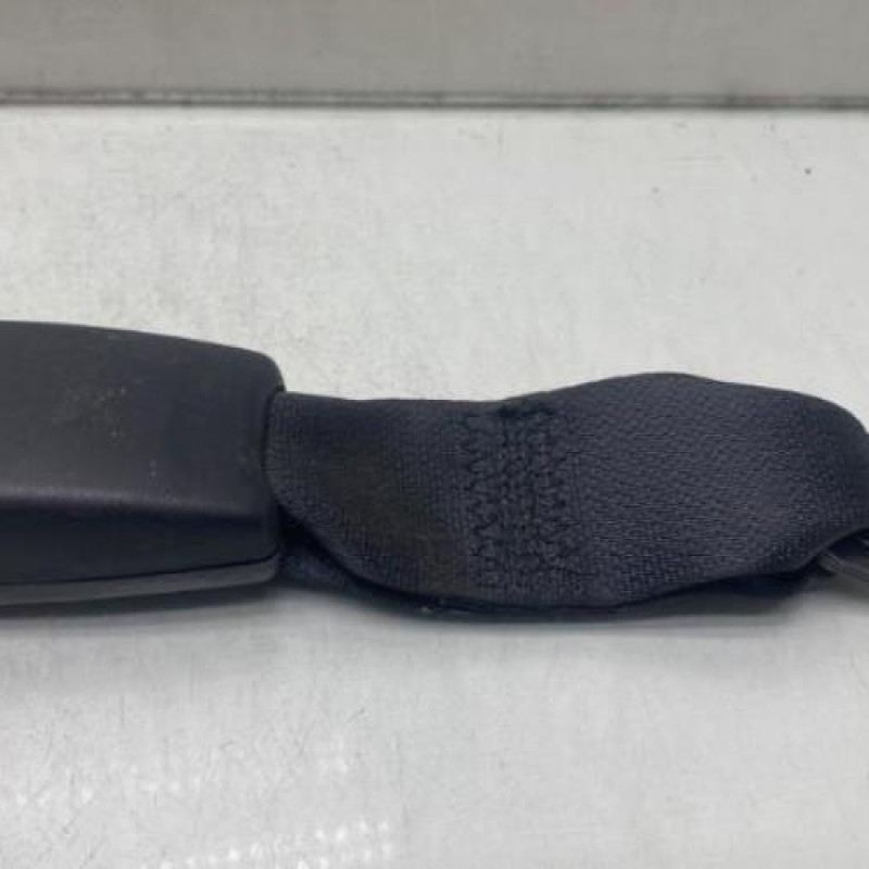 Attache ceinture arriere droit SUZUKI GRAND VITARA 2 Photo n°4