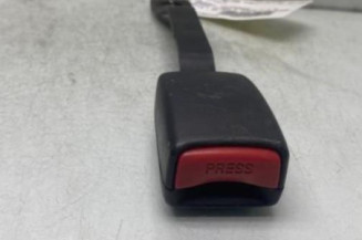 Attache ceinture avant droit SUZUKI GRAND VITARA 2 Photo n°1