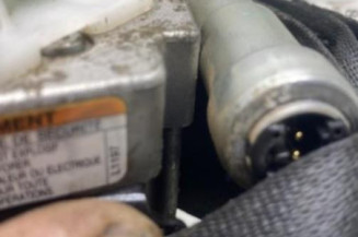 Pretensionneur de ceinture avant droit SUZUKI GRAND VITARA 2