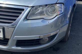 Anti brouillard droit (feux) VOLKSWAGEN PASSAT 5