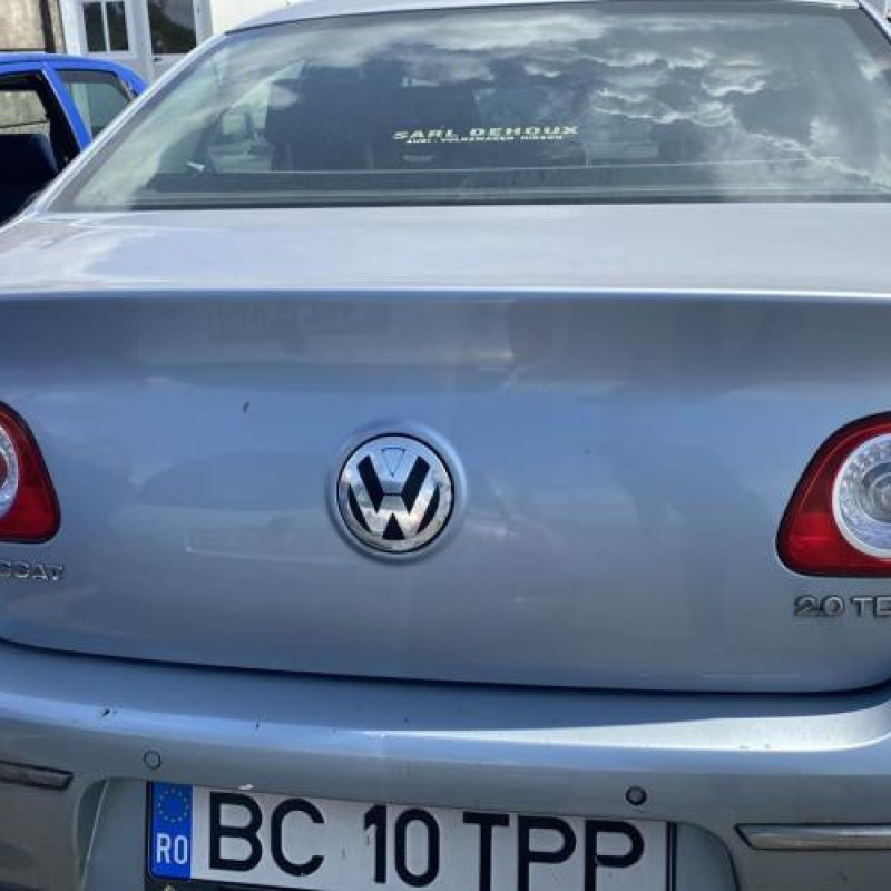 Anti brouillard droit (feux) VOLKSWAGEN PASSAT 5 Photo n°17