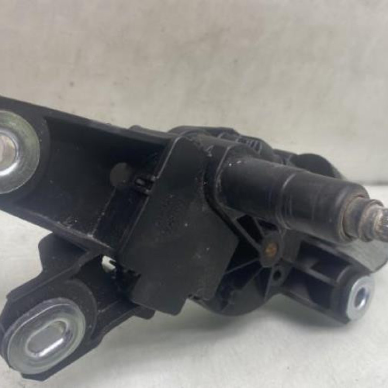 Moteur essuie glace arriere VOLKSWAGEN SCIROCCO 3 Photo n°4