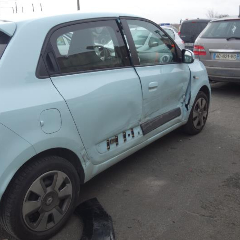 Air bag conducteur RENAULT TWINGO 3 Photo n°11