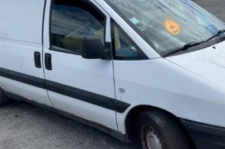 Feu arriere stop central PEUGEOT EXPERT 1