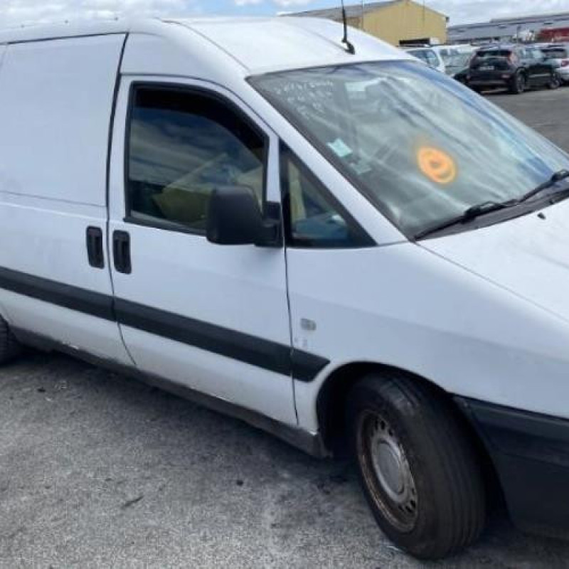 Feu arriere stop central PEUGEOT EXPERT 1 Photo n°4