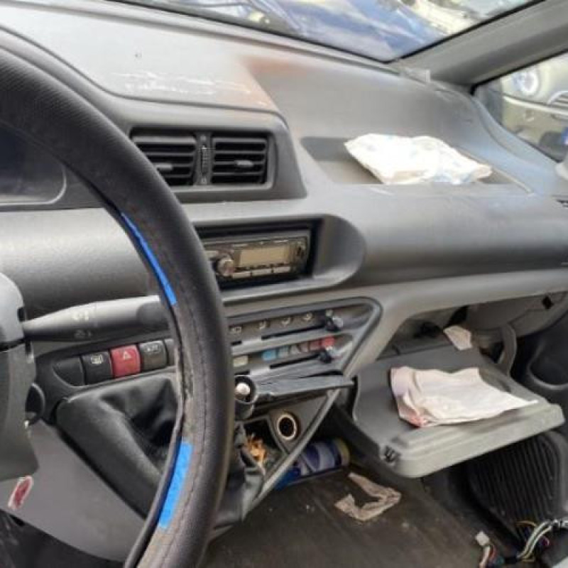 Feu arriere stop central PEUGEOT EXPERT 1 Photo n°18