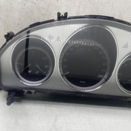 Compteur MERCEDES CLASSE C 204 Photo n°1
