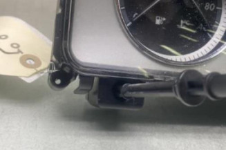 Compteur MERCEDES CLASSE C 204