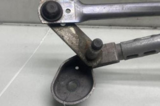 Moteur essuie glace avant MERCEDES CLASSE C 204
