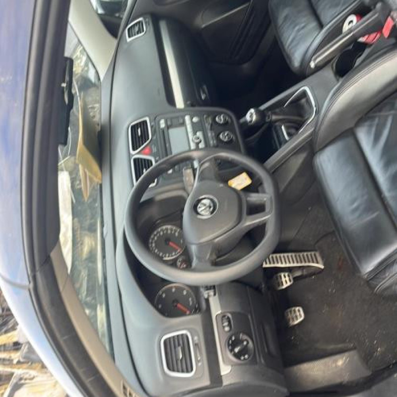 Volant VOLKSWAGEN EOS Photo n°12