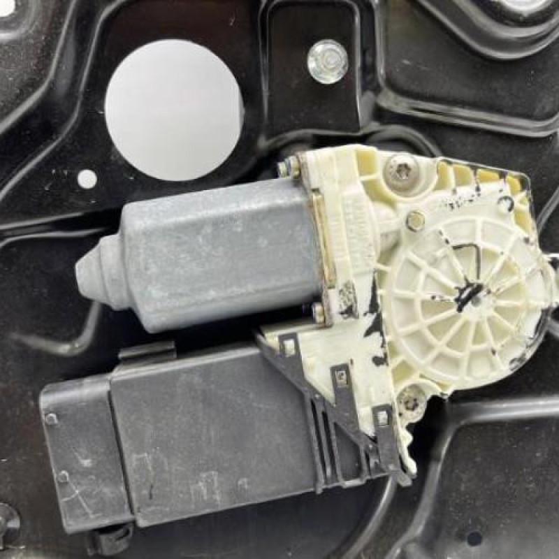 Leve vitre electrique avant droit VOLKSWAGEN NEW BEETLE 1 Photo n°2