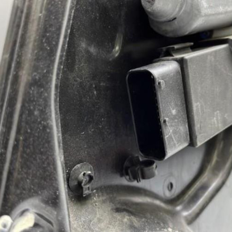 Leve vitre electrique avant droit VOLKSWAGEN NEW BEETLE 1 Photo n°3