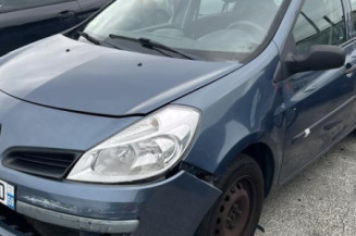 Pretensionneur de ceinture arriere gauche RENAULT CLIO 3