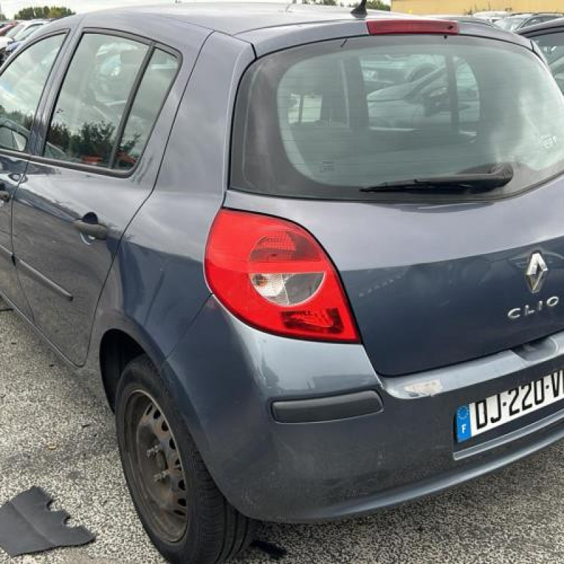 Pretensionneur de ceinture arriere gauche RENAULT CLIO 3 Photo n°11